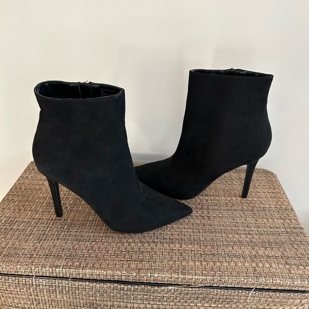 Thalia Sodi Black Booties